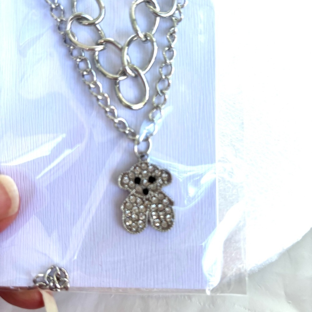 Necklace Silver tone Crystal Bear Pendant NWT - Picture 4 of 9